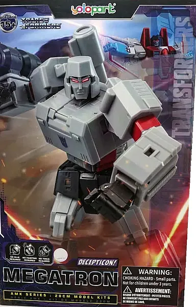 TRANSFORMERS GENERATIONS ONE AMK SERIES PLASTIC MODEL KIT MEGATRON 20 CM